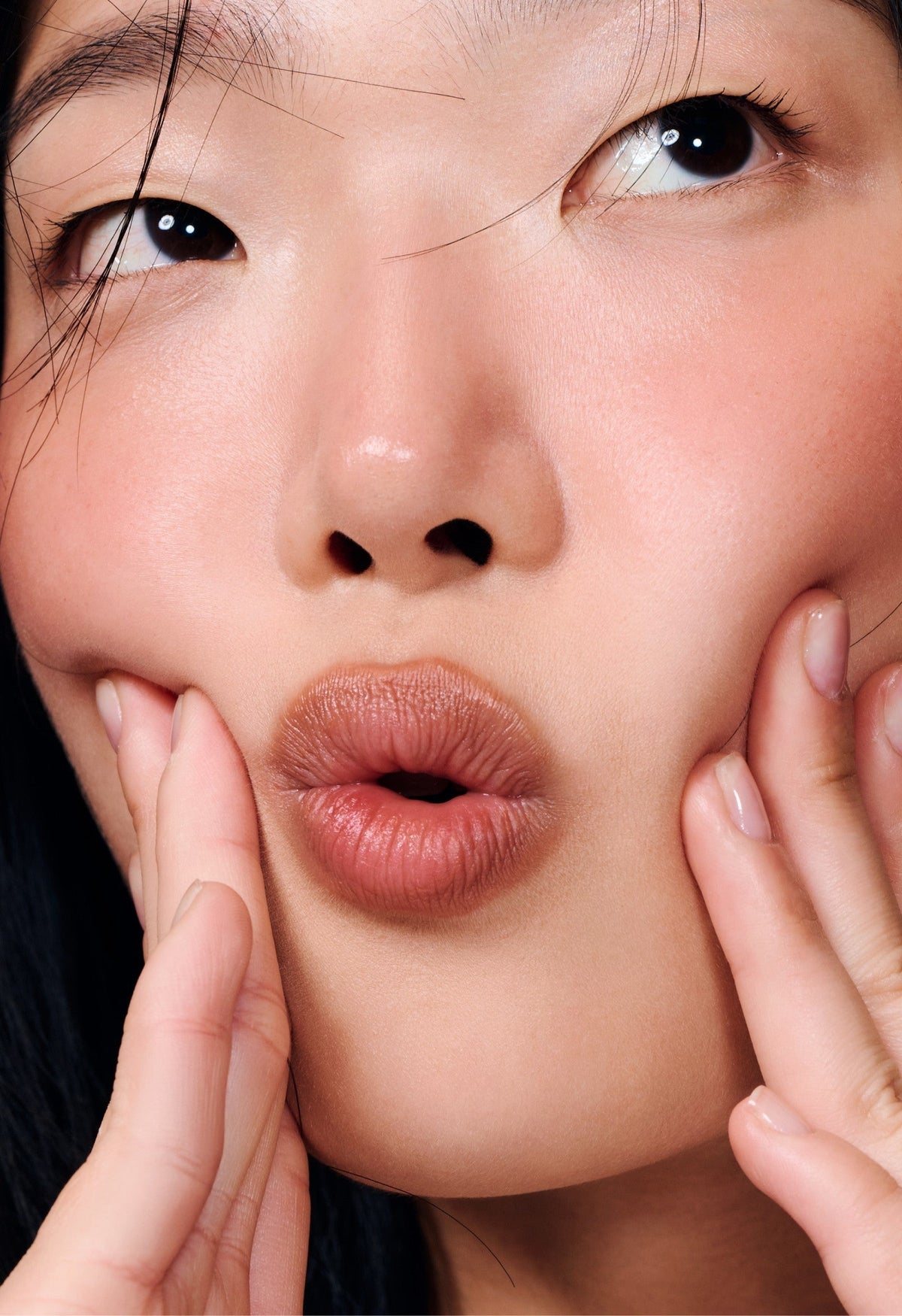 peptide lip shape bend